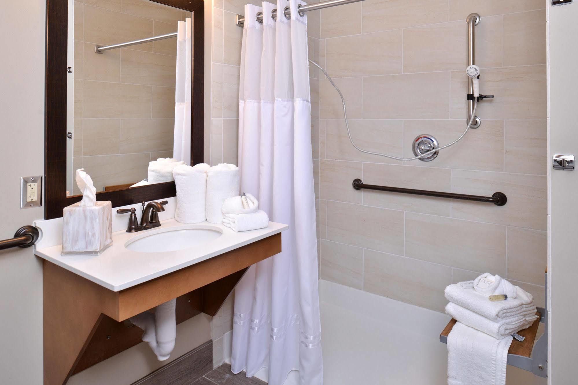 Appomattox Inn And Suites 外观 照片
