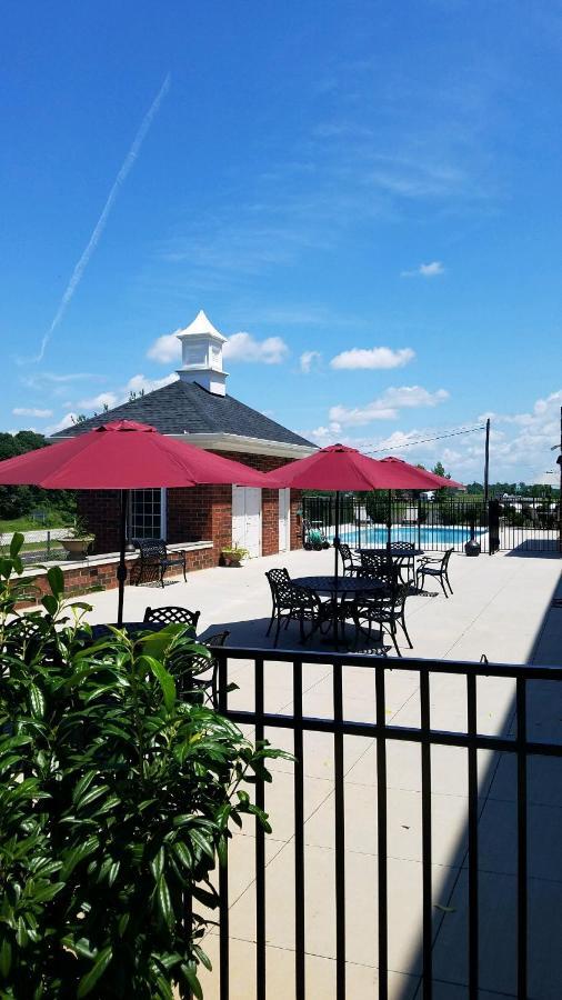 Appomattox Inn And Suites 外观 照片